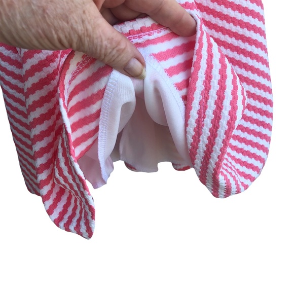 Ava and Yelly sz 4 coral & white striped knit dress with crocheted trim - Picture 4 of 6